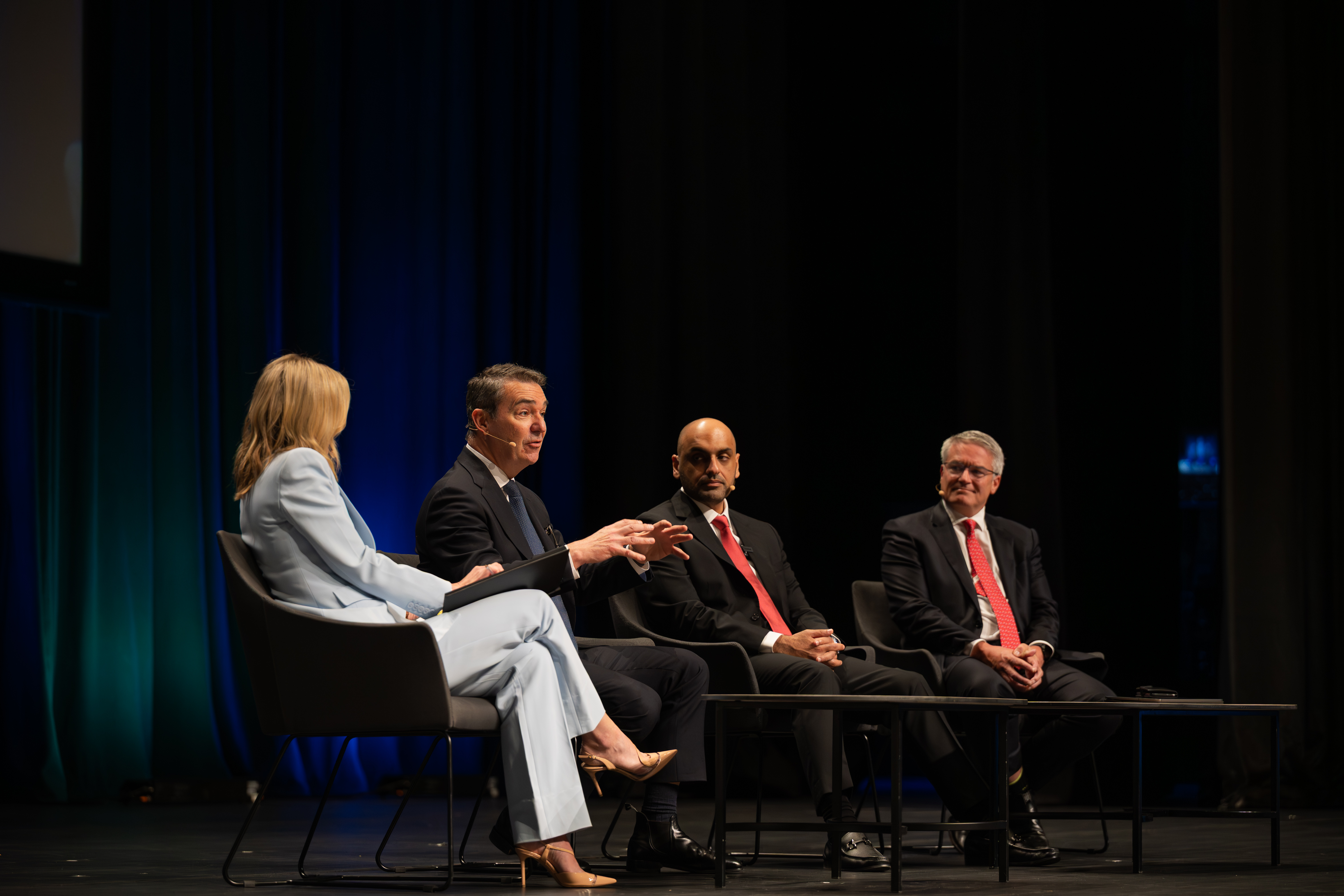 From left to right: Alicia Loxley (Moderator), Steven Marshall (American Australian Association), Mohammad Ali Rashed Lootah (Dubai Chambers), Mathias Cormann (Organisation for Economic Co-operation and Development)