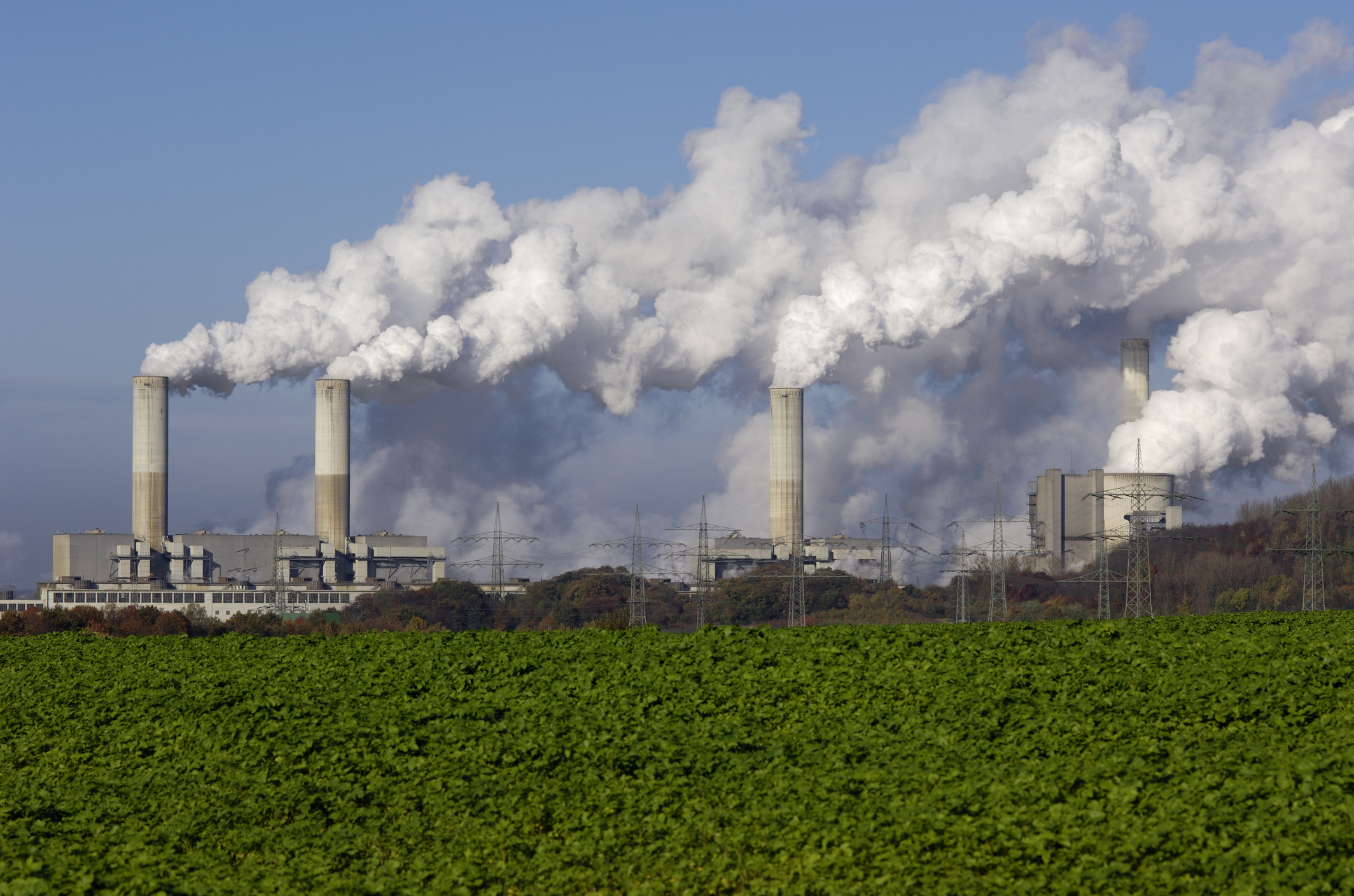 EU Industrial Giants Clash Over Carbon Pricing Reforms